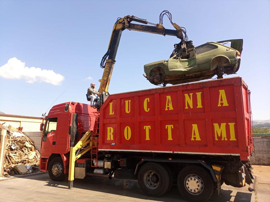 Autodemolizioni di veicoli iscritti al PRA